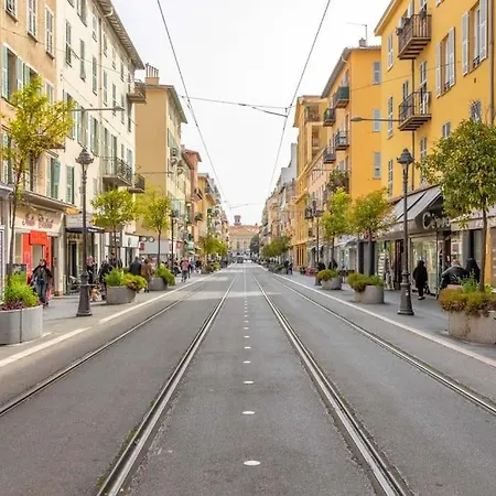 Apartment Lovely Townhouse In A Lively Area Close To The Old Nice